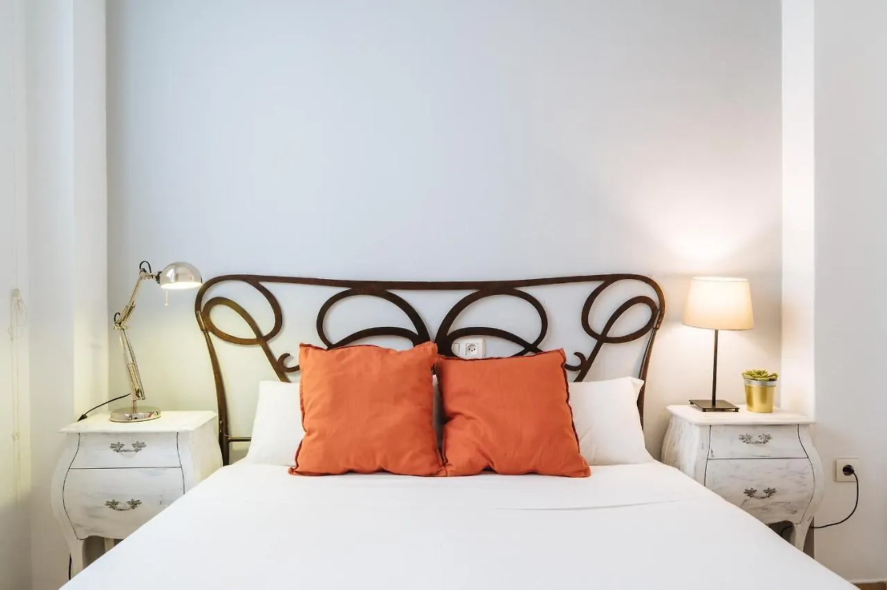 Homeyseville-Preciosa Casa Independiente Alfalfa, Parking Optional Holiday home Seville
